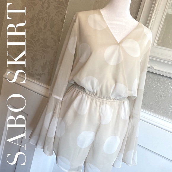 Gorgeous Sabo Skirt Polka Dot Playsuit Romper Size small! - Picture 2 of 9